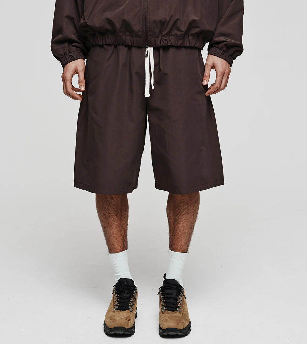 Core Shorts Brown