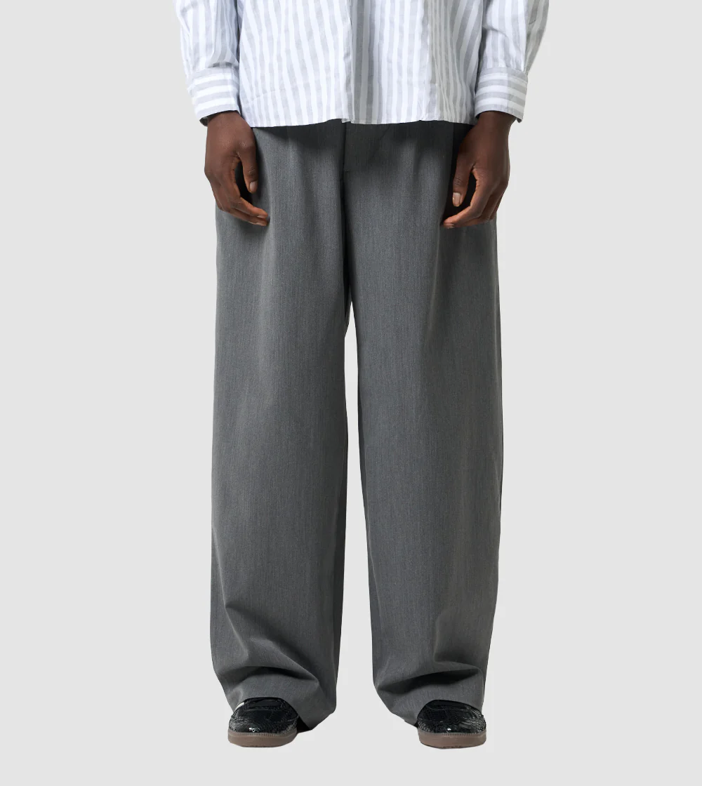 Pleated Pants Grey